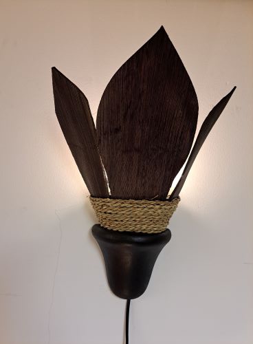 Palmblad wandlamp donker